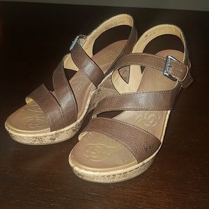 BOC / born concept cork brown sandal size 7